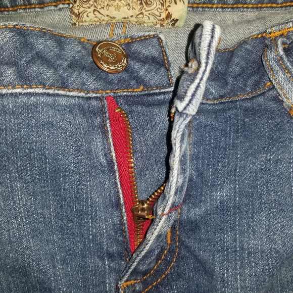 American Rag Jeans - Picture 10 of 13